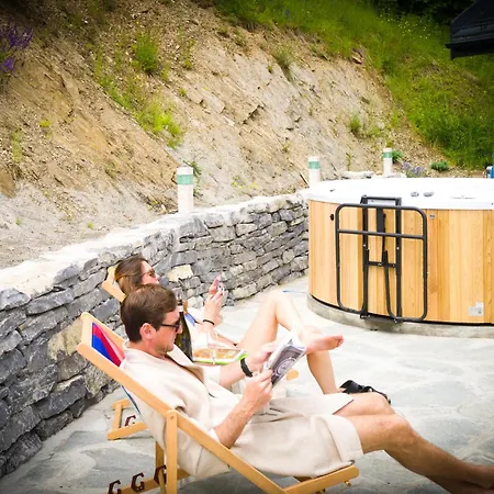 Hotell 4 Saisons Ovronnaz