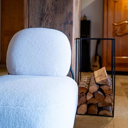 Hotell 4 Saisons Ovronnaz