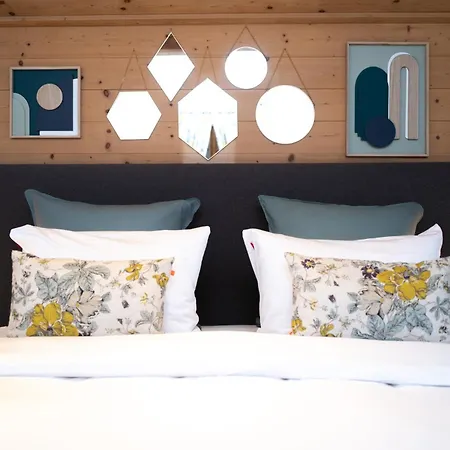 4 Saisons Hotel 4*