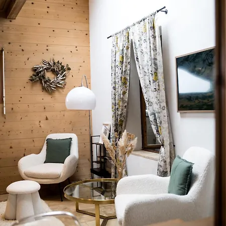 Hotel 4 Saisons 4*